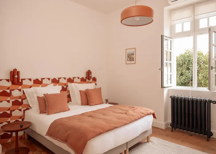 Szálloda Maison Resaurie - *