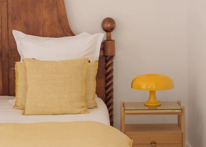 Szálloda Maison Resaurie - *